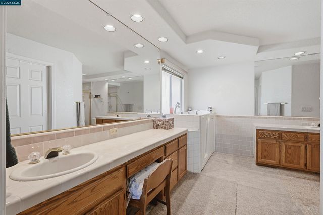 2008 Windward Pt, Discovery Bay, CA 94505