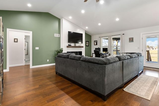 179 Clear Lake Drive, Somerset, KY 42503