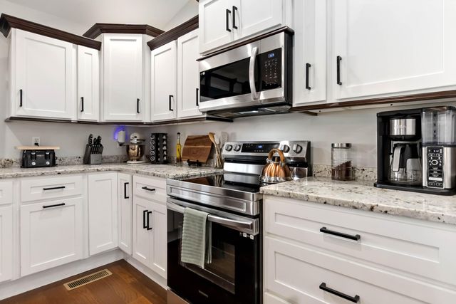 179 Clear Lake Drive, Somerset, KY 42503