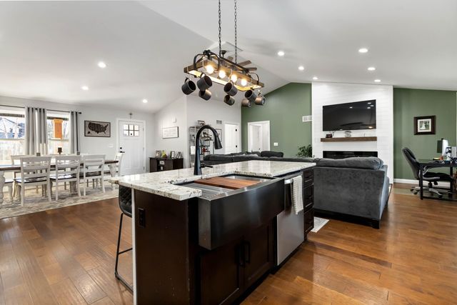 179 Clear Lake Drive, Somerset, KY 42503