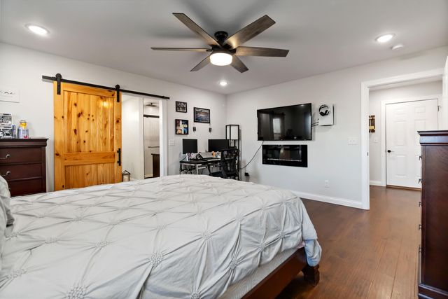 179 Clear Lake Drive, Somerset, KY 42503