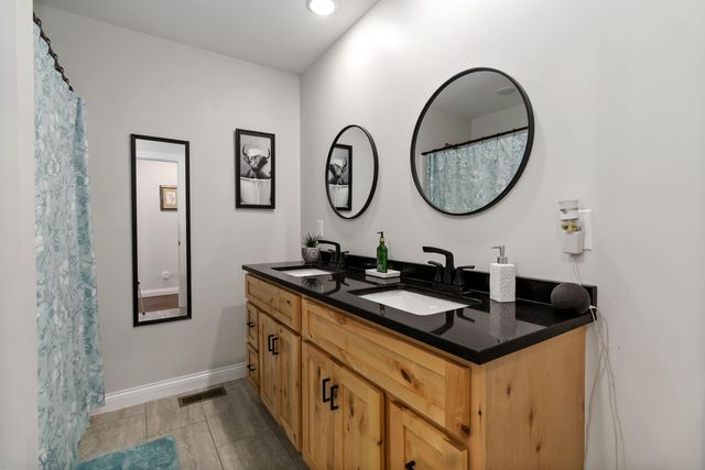 179 Clear Lake Drive, Somerset, KY 42503