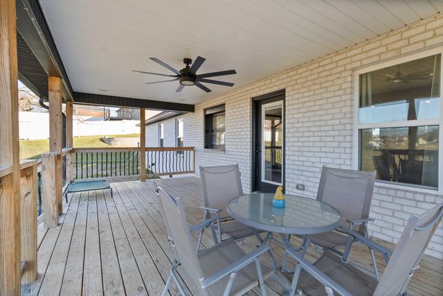 179 Clear Lake Drive, Somerset, KY 42503