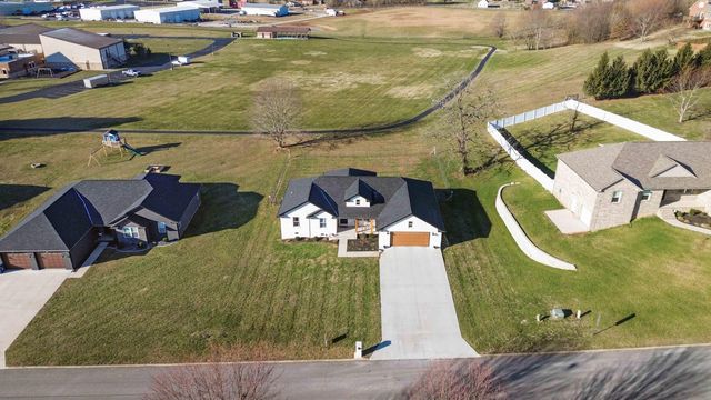 179 Clear Lake Drive, Somerset, KY 42503