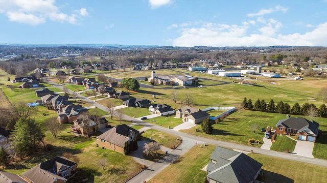 179 Clear Lake Drive, Somerset, KY 42503