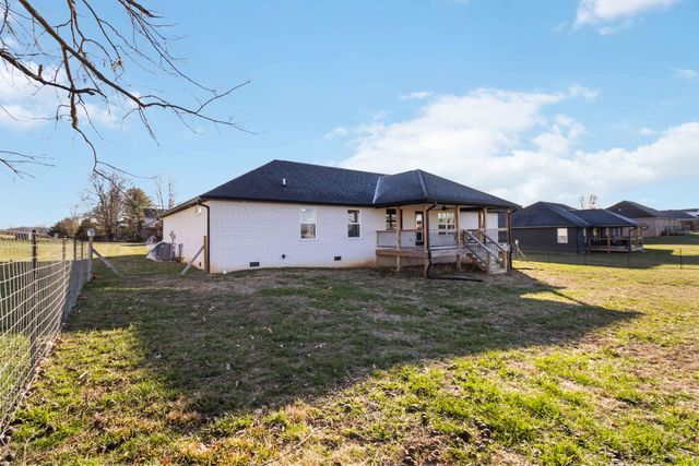179 Clear Lake Drive, Somerset, KY 42503