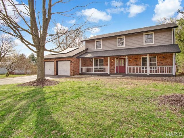 607 Buckingham Drive, Troy, IL 62294