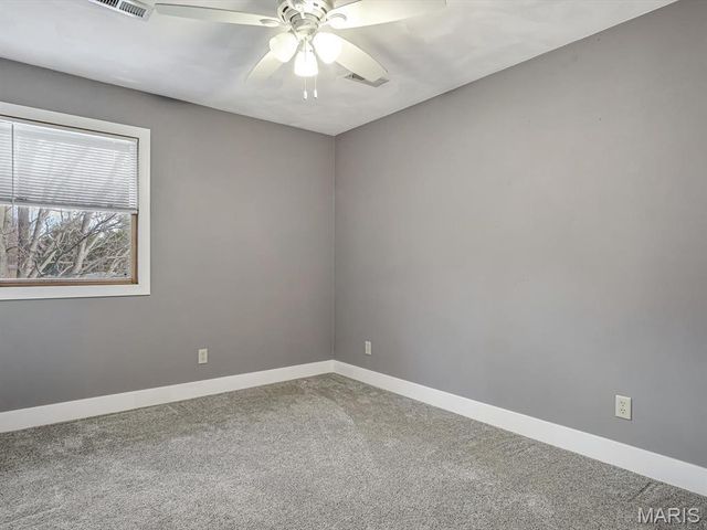 607 Buckingham Drive, Troy, IL 62294