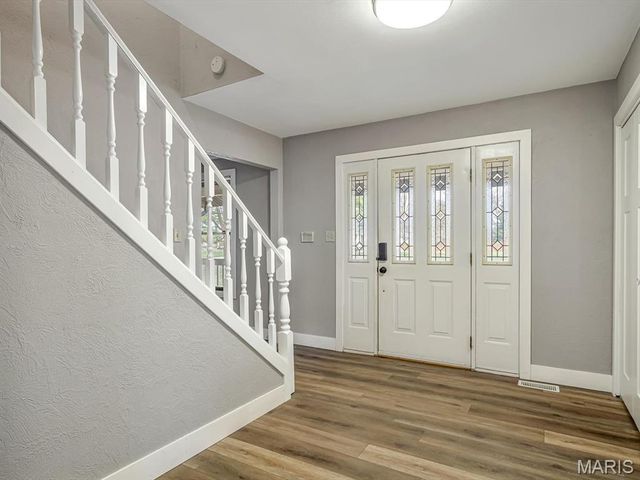 607 Buckingham Drive, Troy, IL 62294