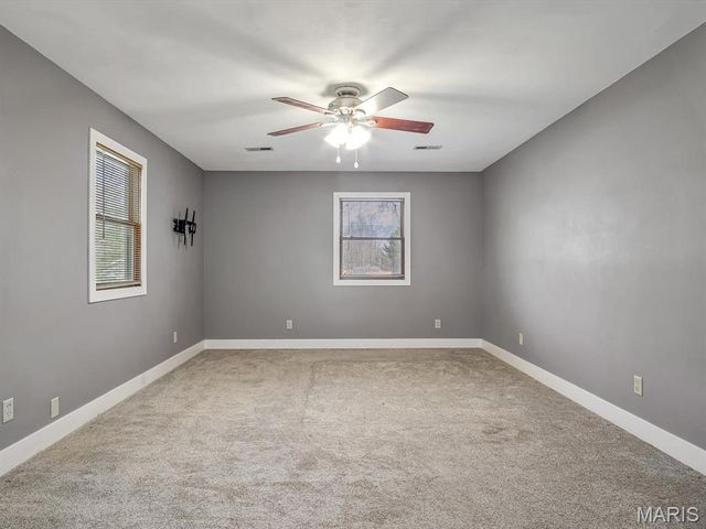 607 Buckingham Drive, Troy, IL 62294