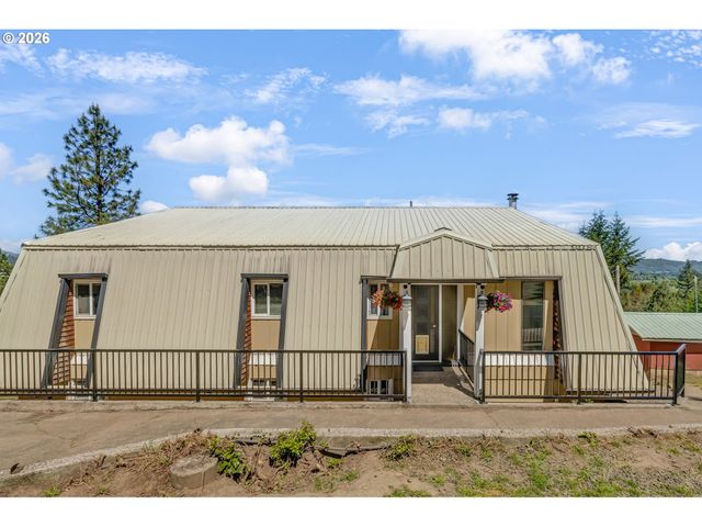331 HEMLOCK Ln, Roseburg, OR 97471