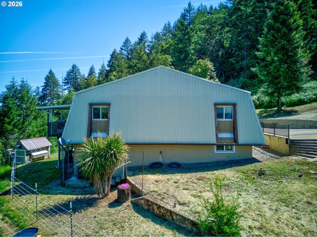 331 HEMLOCK Ln, Roseburg, OR 97471
