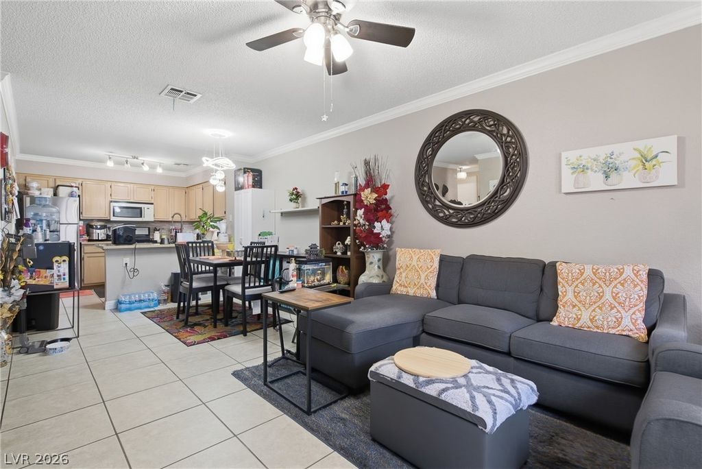 2121 Willowbury Drive C, Las Vegas, NV 89108 — photo 4