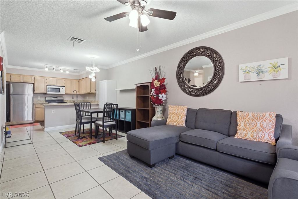 2121 Willowbury Drive C, Las Vegas, NV 89108 — photo 5