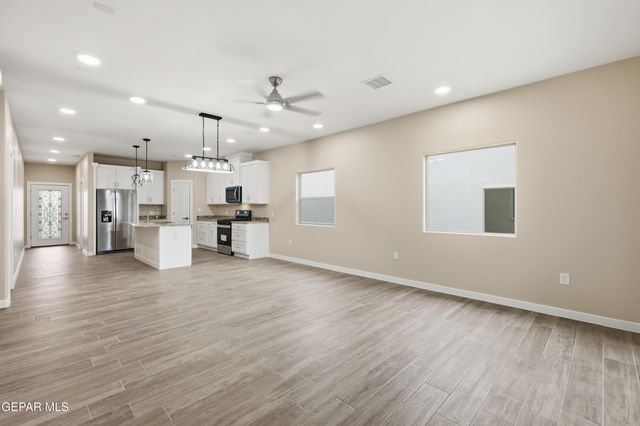 12329 JACK VOWELL Way, El Paso, TX 79934