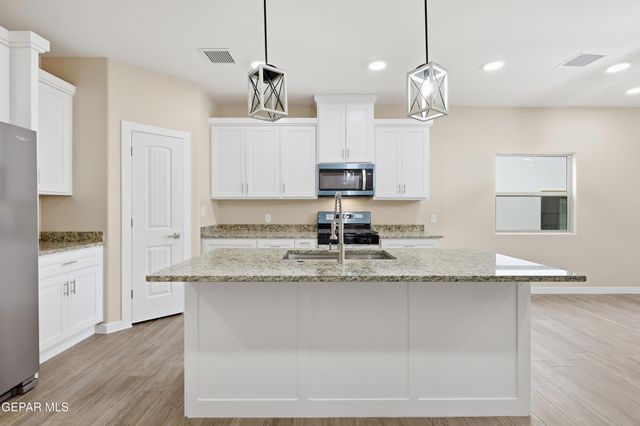 12329 JACK VOWELL Way, El Paso, TX 79934