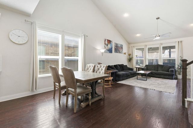 117 Methodius DR, Hutto, TX 78634