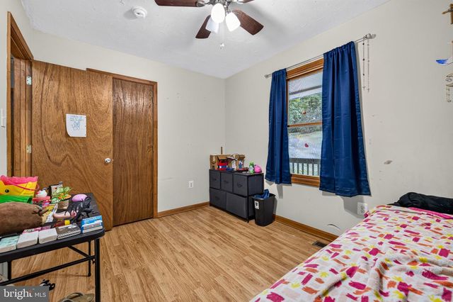 152 DEER PLACE CT, Strasburg, VA 22657