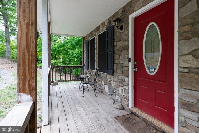152 DEER PLACE CT, Strasburg, VA 22657
