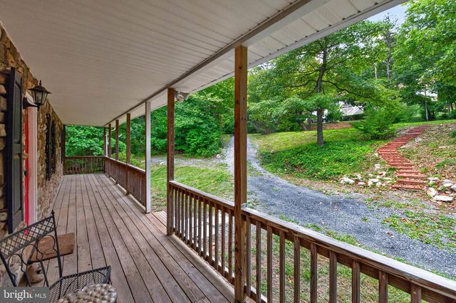 152 DEER PLACE CT, Strasburg, VA 22657