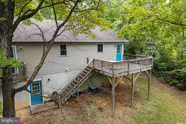 152 DEER PLACE CT, Strasburg, VA 22657