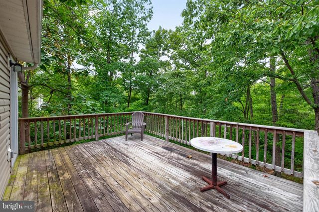 152 DEER PLACE CT, Strasburg, VA 22657