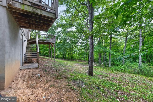 152 DEER PLACE CT, Strasburg, VA 22657