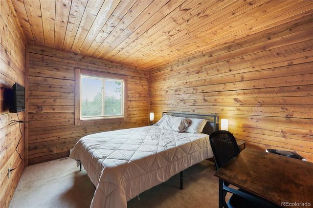1721 Wildhorn Road, Florissant, CO 80816