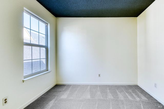 8356 Windmill Farms Dr, Cotati, CA 94931