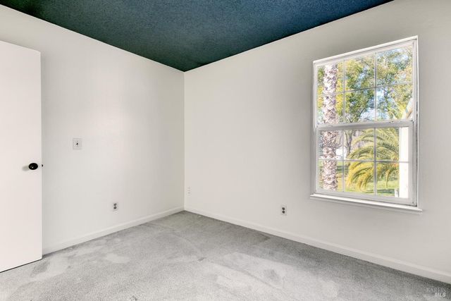 8356 Windmill Farms Dr, Cotati, CA 94931