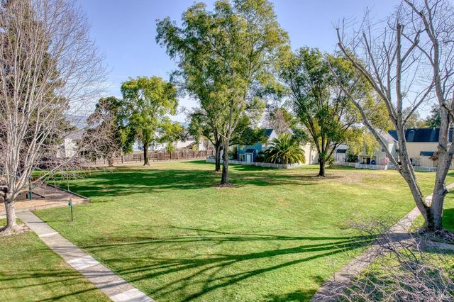 8356 Windmill Farms Dr, Cotati, CA 94931