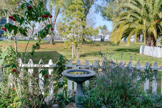 8356 Windmill Farms Dr, Cotati, CA 94931