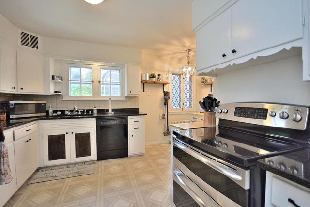 125 N 88th STREET, Wauwatosa, WI 53226