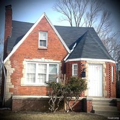 14560 Santa Rosa Drive, Detroit, MI 48238