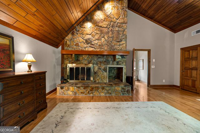 15 Red Bud Trail, Newnan, GA 30263