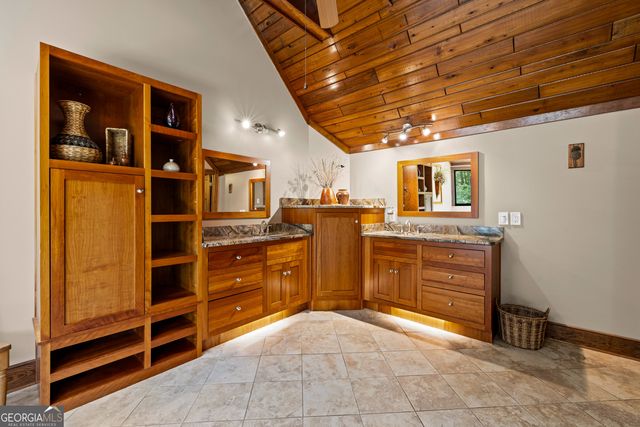 15 Red Bud Trail, Newnan, GA 30263