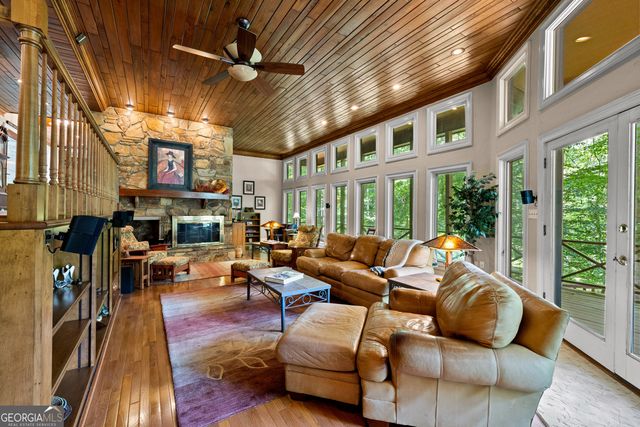 15 Red Bud Trail, Newnan, GA 30263