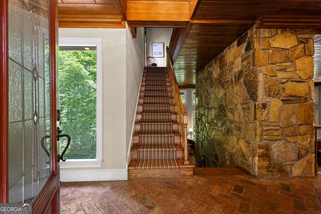 15 Red Bud Trail, Newnan, GA 30263
