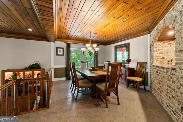 15 Red Bud Trail, Newnan, GA 30263