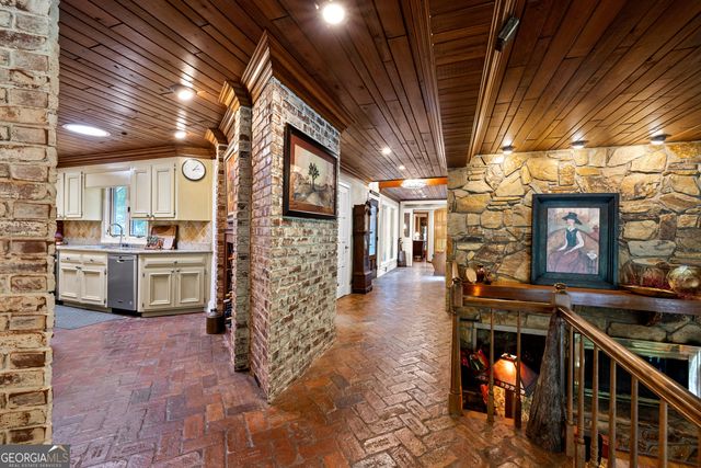 15 Red Bud Trail, Newnan, GA 30263