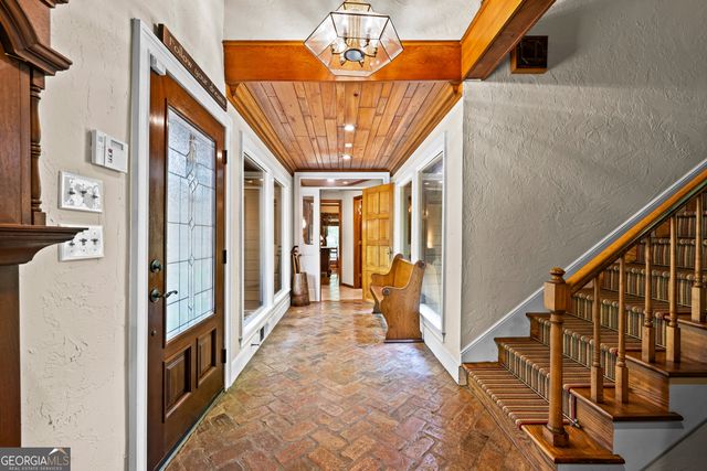 15 Red Bud Trail, Newnan, GA 30263