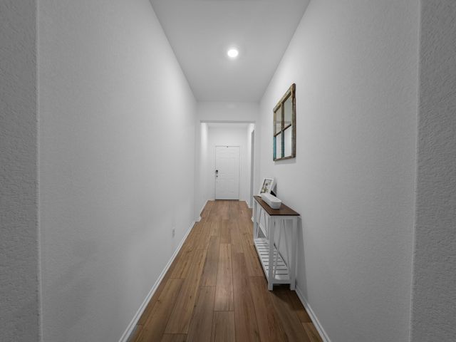 440 Sebring CIR, Hutto, TX 78634