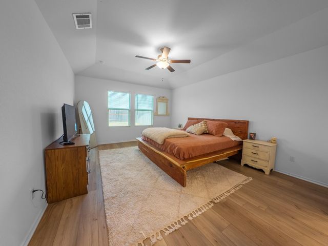 440 Sebring CIR, Hutto, TX 78634