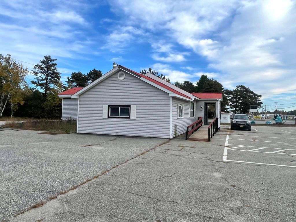 901 Main Street, Oxford, ME 04270 — photo 3