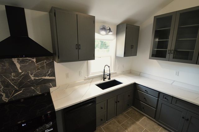 4106 Vermaas Avenue, Toledo, OH 43612