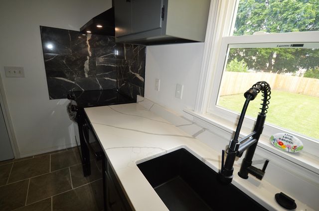 4106 Vermaas Avenue, Toledo, OH 43612