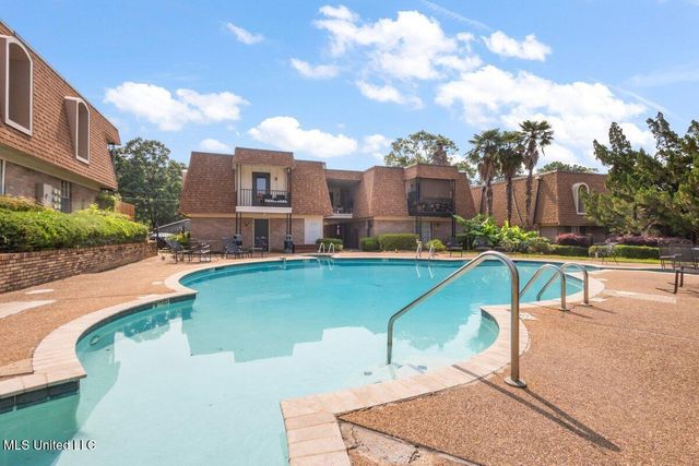 5155 Wayneland Drive, F6, Jackson, MS 39211