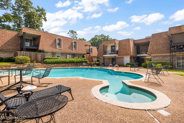 5155 Wayneland Drive, F6, Jackson, MS 39211