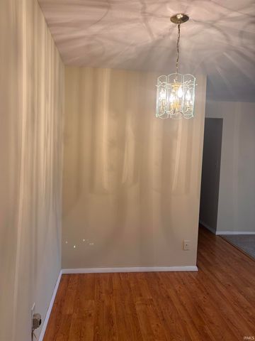 2937 Westbrook Dr Apt A220, Fort Wayne, IN 46805