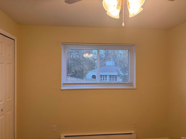 2937 Westbrook Dr Apt A220, Fort Wayne, IN 46805